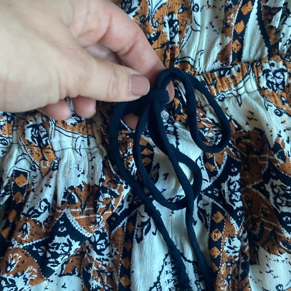 Cleobella Taka Moroccan Print Sleeveless Tie Waist Jumpsuit, size S - Picture 6 of 10